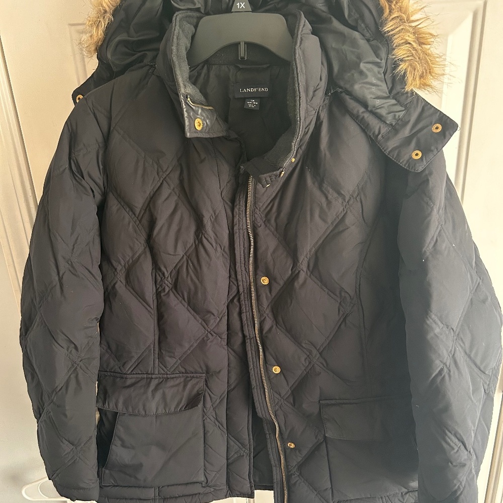 Women’s Lands’ End coat